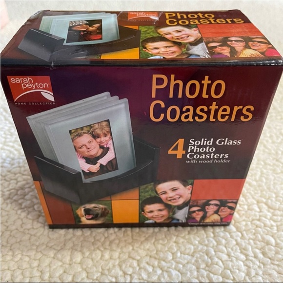 Home Solid Glass Photo Coasters Wooden Holder Picture Photo 2x3 - NEW
NIB NWT - Picture 13 of 14